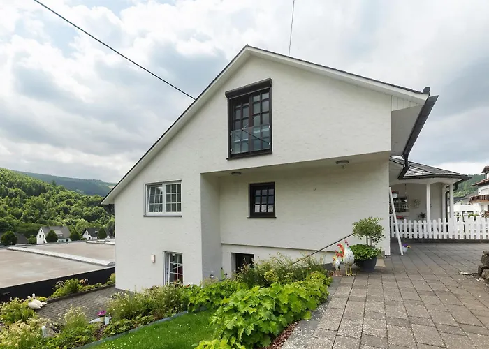 Schwalbennest * 伦讷施塔特